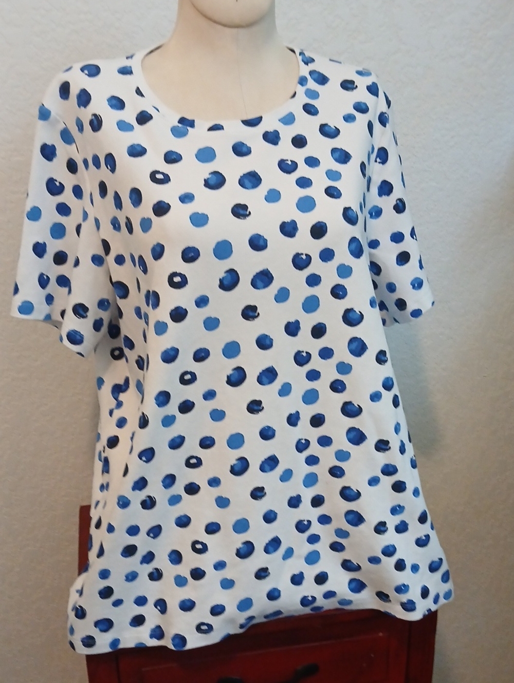 Kim Rogers White Short Sleeve Tee with Blue Dot Pattern